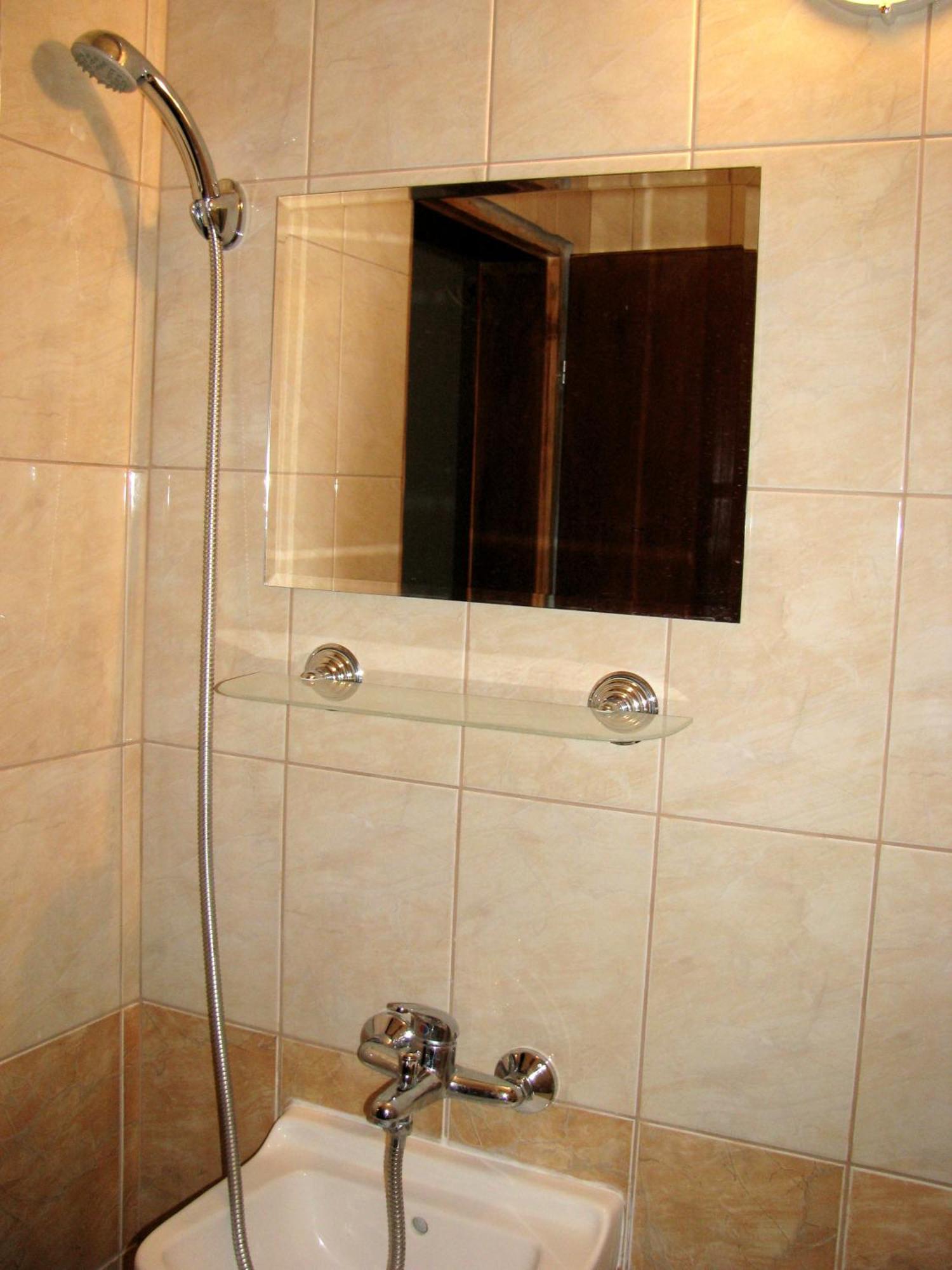 Guest House Familia Samovodene Buitenkant foto
