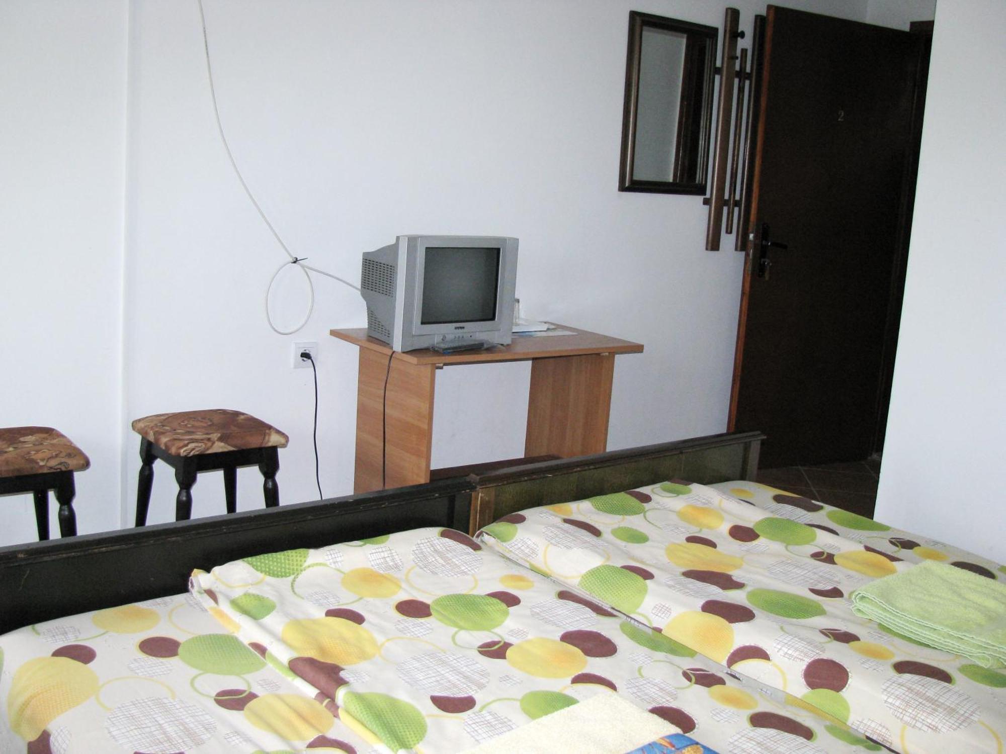 Guest House Familia Samovodene Buitenkant foto